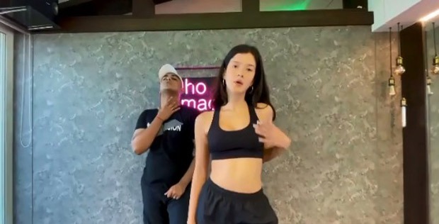 Sanjay Kapoor's daughter Shanaya Kapoor burns the dance floor; Maheep Kapoor shares a video&nbsp;