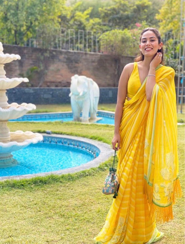 Shahid Kapoor’s wife Mira Rajput is a ray of sunshine in Rs. 35,000 Anita Dongre yellow saree Shahid Kapoor’s wife Mira Rajput is a ray of sunshine in Rs. 35,000 Anita Dongre yellow saree