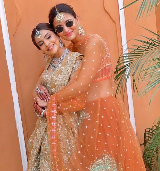 alia bhatt wearing