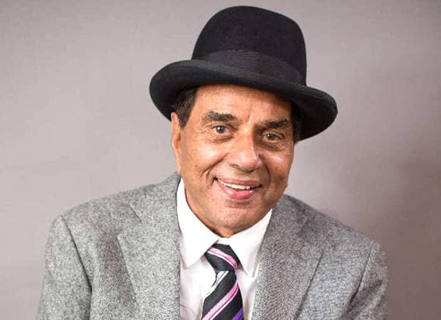 Dharmendra to take COVID-19 vaccine this week, recommends it to all : Bollywood News - Bollywood Hungama
