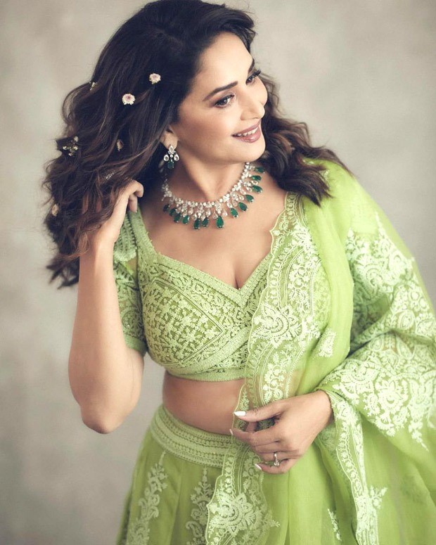 Xxx Video Madhuri Dixit - Madhuri Dixit's embellished green lehenga is perfect for mehendi ceremony  this wedding season : Bollywood News - Bollywood Hungama