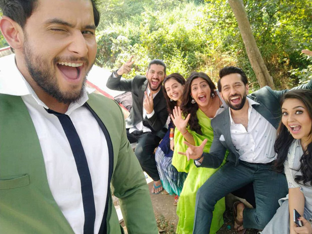 5 years of Ishqbaaz: Nakuul Mehta shares throwback photo with Kunal Jaisingh, Surbhi Chandna, Shrenu Parikh, Leenesh Matto and Mansi Srivastava