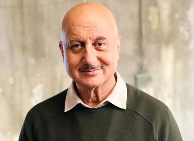 Anupam Kher completes 40 years in Mumbai, shares glimpse of his first home
