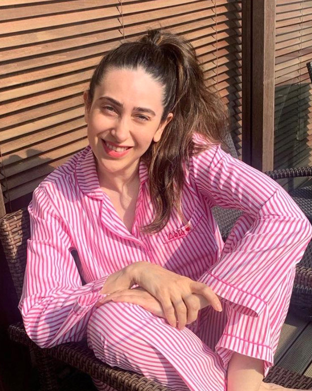 Karisma Kapoor flaunts her morning look in customised comfy pink pajamas :  Bollywood News - Bollywood Hungama