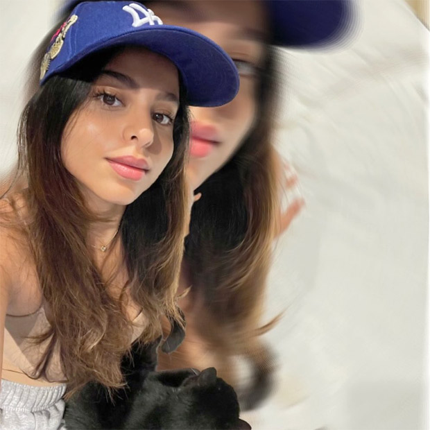 Suhana Khan shares an adorable selfie and calls herself a 'cat lady'