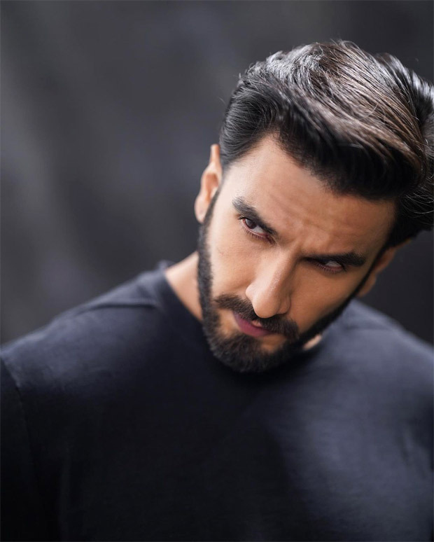 Ranveer Singh makes everyone swoon with his latest pictures, Deepika Padukone says 'mine' in comments