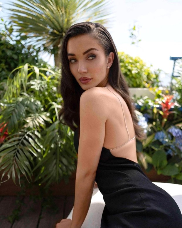 Emi Jackson Sexy Video - Amy Jackson makes sexy statement in black backless dress from Cannes 2021 :  Bollywood News - Bollywood Hungama