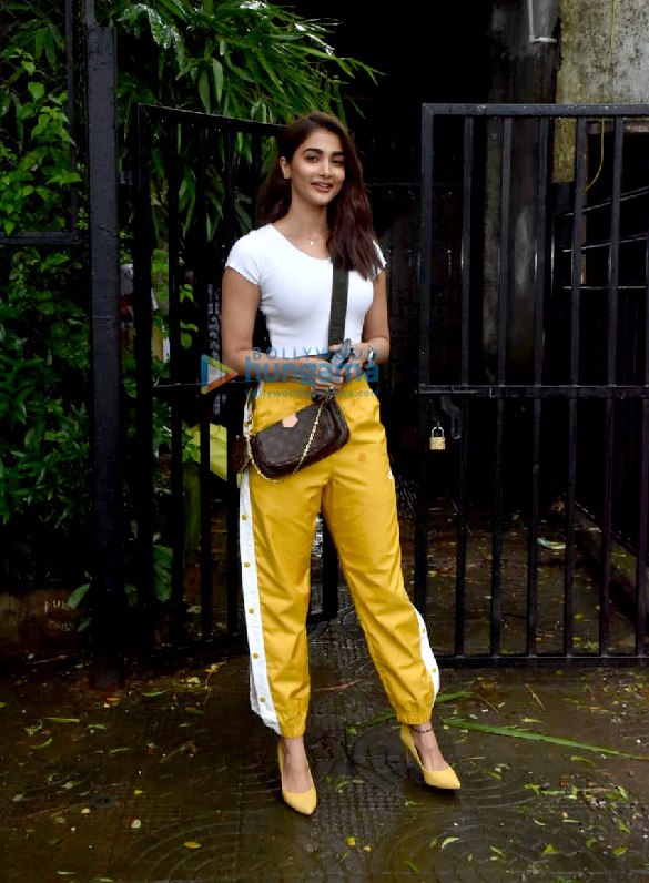 Photos: Pooja Hegde snapped at Rohan Shrestha studio in Versova