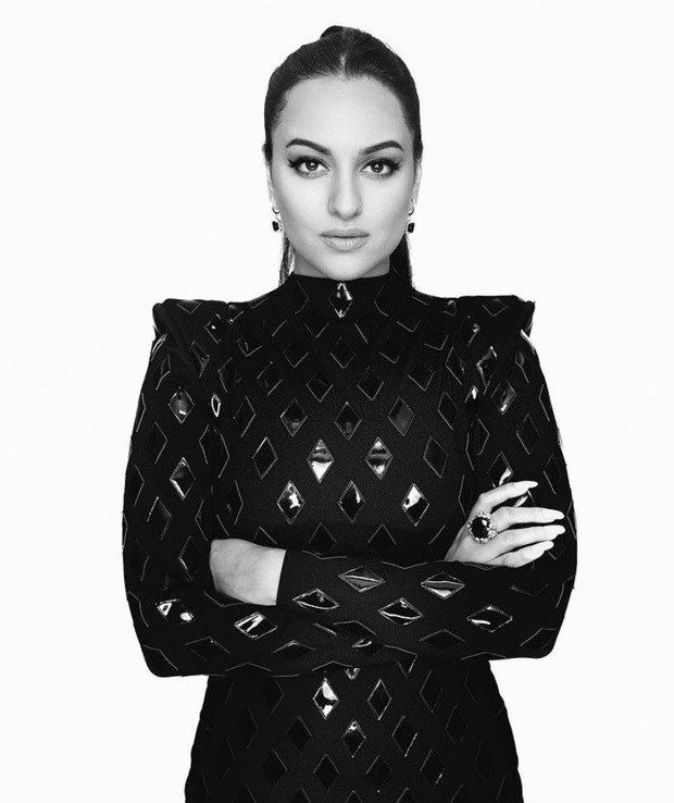 Sonakshi Sinha stuns in a black bodycon worth Rs. 19,500