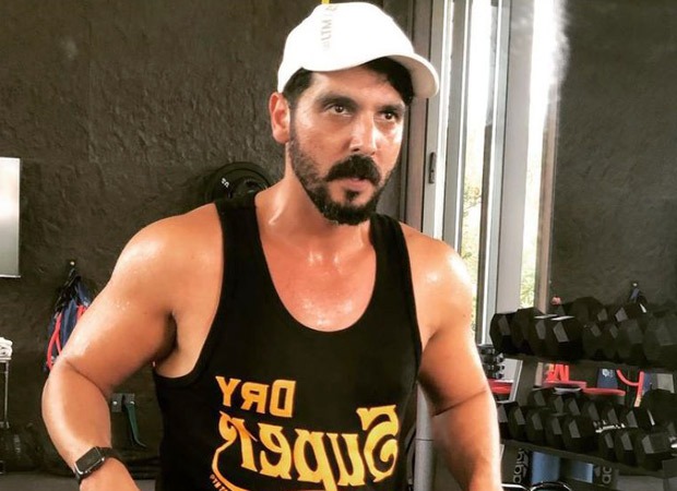 Take A Look At Bulked Up Hrithik Roshan For 'Fighter'!