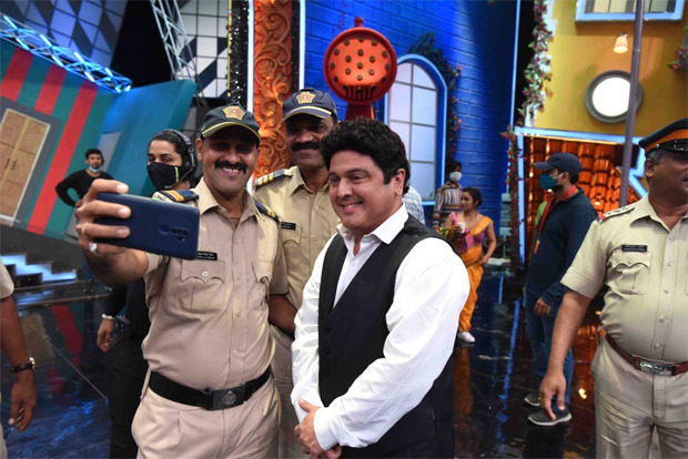 Zee Comedy Factory puts a big smile on the faces of Mumbai police at its premiere episode