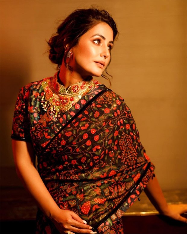 Hina Khan symbolises opulence in classic vintage saree worth ,500 :  Bollywood News - Bollywood Hungama