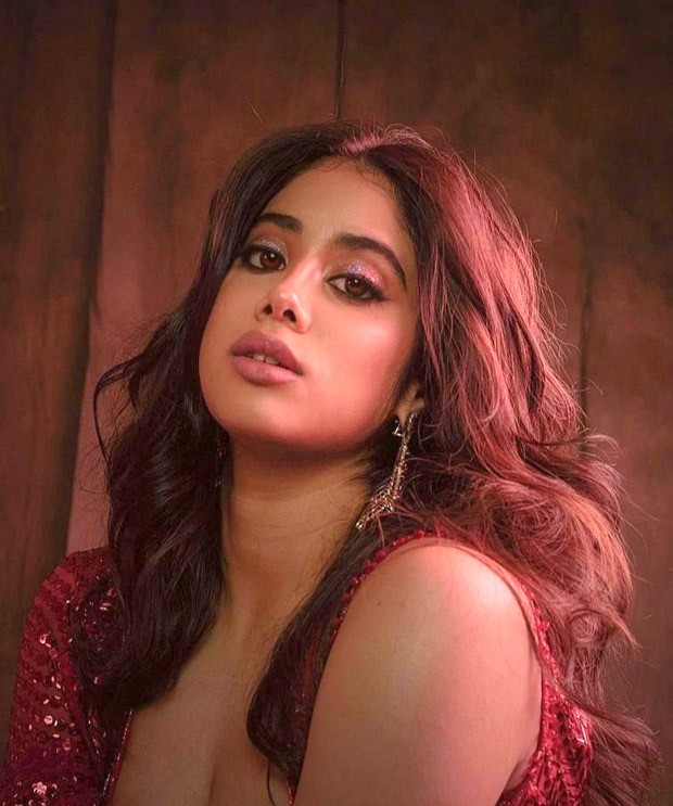 Janhvi Kapoor looks red hot in a heavy sequin couture creation from Manish Malhotra Janhvi Kapoor looks red hot in a heavy sequin couture creation from Manish Malhotra