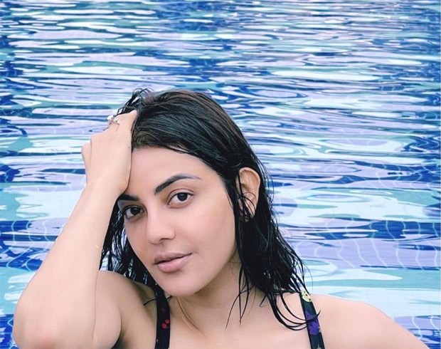 Kajal Aggarwal is an absolute water baby as she looks radiant in an Ookioh  bikini worth Rs.7,000 : Bollywood News - Bollywood Hungama