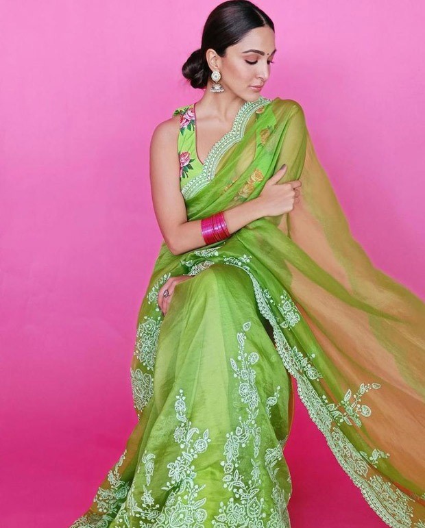Kiara Advani stuns in an embroidered neon green saree worth Rs. 48,000 : Bollywood News - Bollywood Hungama