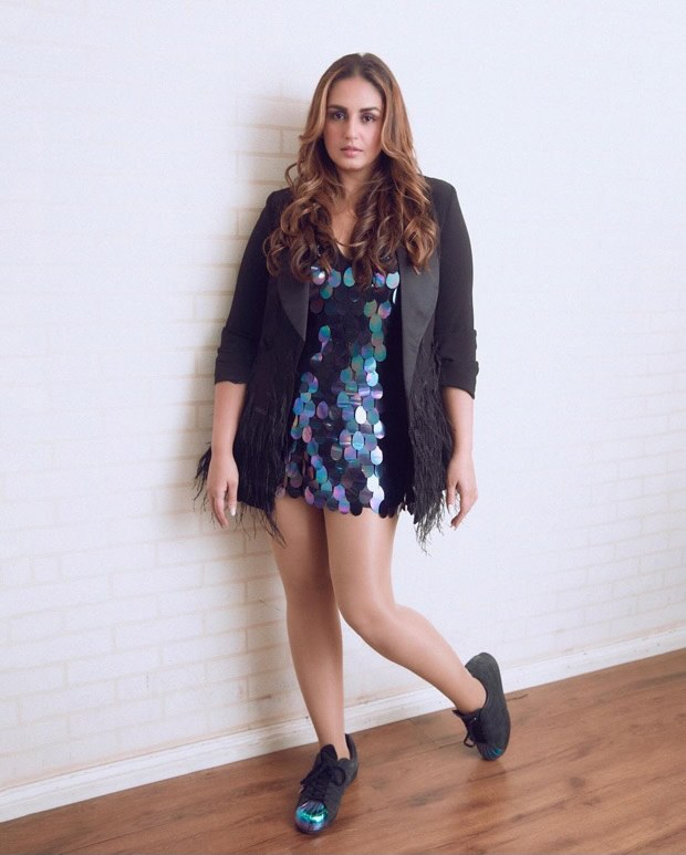 The Kapil Sharma Show: Huma Qureshi pairs sequin mini dress with tassel jacket for Bellbottom promotions The Kapil Sharma Show: Huma Qureshi pairs sequin mini dress with tassel jacket for Bellbottom promotions