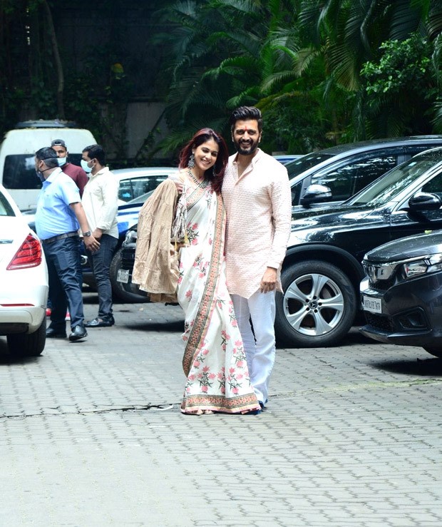 Genelia and Riteish Deshmukh give major couple style goals as they step out for Ganpati celebrations