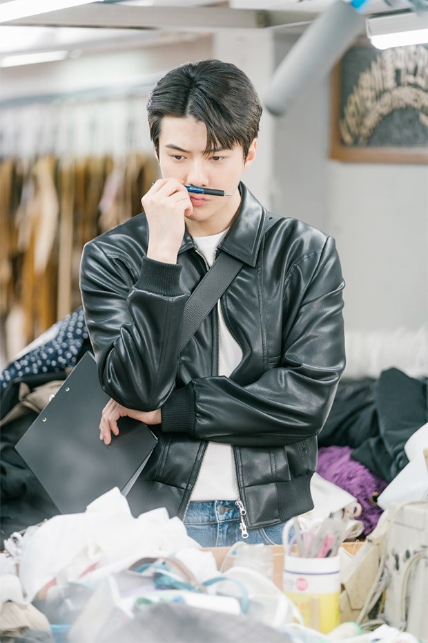 EXO's Sehun is dashing new employee at a fashion firm in first stills from Song Hye Kyo and Jang Ki Yong starrer Now We Are Breaking Up EXO's Sehun is dashing new employee at a fashion firm in first stills from Song Hye Kyo and Jang Ki Yong starrer Now We Are Breaking Up
