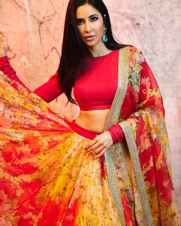 Red Organza Silk Sabyasachi Floral Print Lehenga Choli Indian Lengha  Valentine | eBay