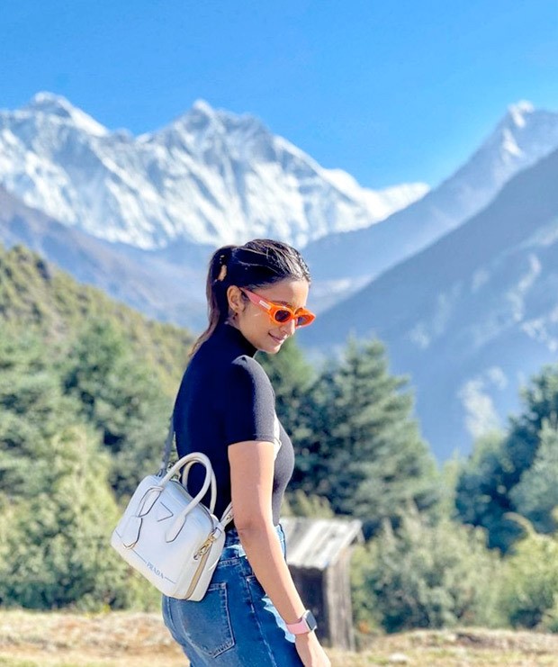 Parineeti Chopra is back to grind on the sets of Uunchai as she thanks the Everest for a valuable lesson Parineeti Chopra is back to grind on the sets of Uunchai as she thanks the Everest for a valuable lesson