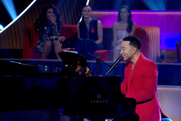 From Priyanka Chopra taking a dig at Nick Jonas' acting career to Sophie Turner mocking promise rings, here are best moments from Jonas Brothers Family Roast on Netflix