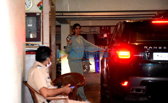 Photos: Khushi Kapoor spotted in Bandra