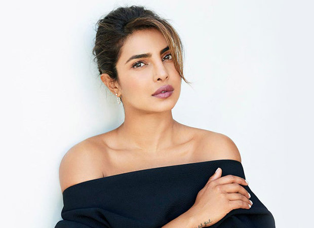 Priyanka Chopra reacts to divorce rumours after she dropped 'Jonas' surname from social media : Bollywood News - Bollywood Hungama