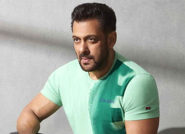 Salman Khan gets bitten by a snake at his farmhouse in Panvel; discharged from hospital