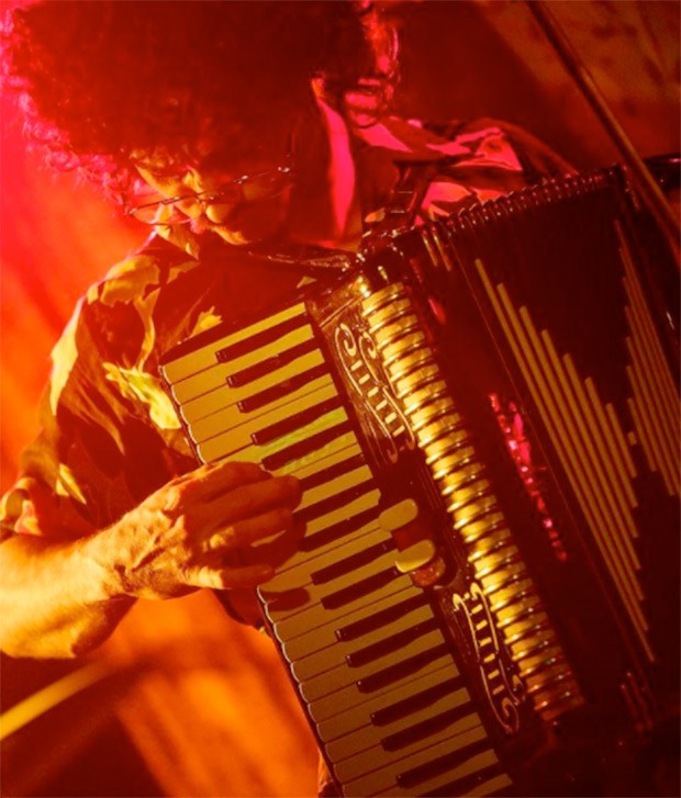 Daniel Radcliffe is unrecognisable in Hawaiian shirt and curly hair in first look of Weird Al biopic Daniel Radcliffe is unrecognisable in Hawaiian shirt and curly hair in first look of Weird Al biopic