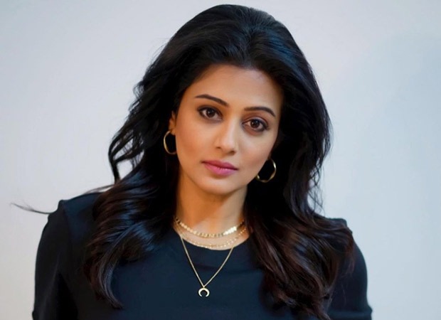 EXCLUSIVE: Priyamani on refusing dance numbers after Chennai Express- â€œDid  not want to be known as a person who can do only song and danceâ€ :  Bollywood News - Bollywood Hungama