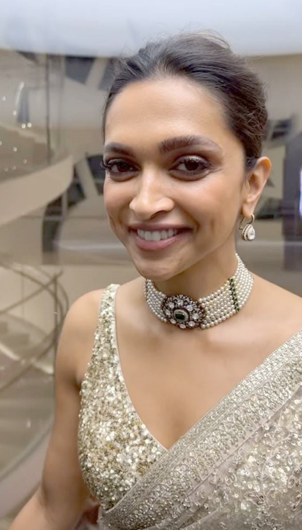 deepika padukone silver dress singapore Ranveer-Deepika's Epic Love Story