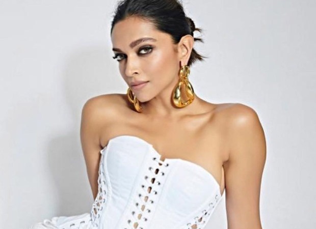 Deepika Padukone reveals the worst advice she ever received: 'To get breast  implants at 18' 18 : Bollywood News - Bollywood Hungama