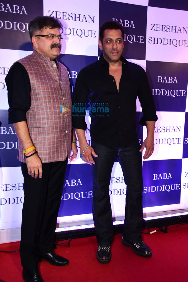 Salman Khan arrives at Baba Siddique's Iftaar party with dad Salim Khan, watch video&nbsp;