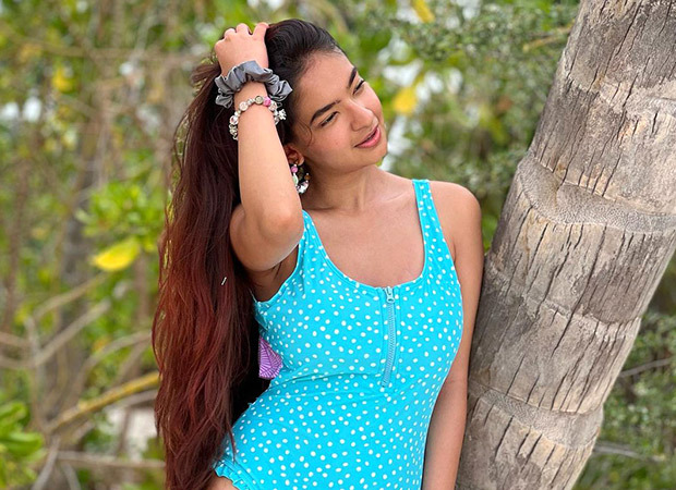 Anushka Ki Sexy Film Blue Sex Anushka Hot Sex And Sex - Anushka Sen sizzles in a hot blue monokini from her Maldives vacation :  Bollywood News - Bollywood Hungama