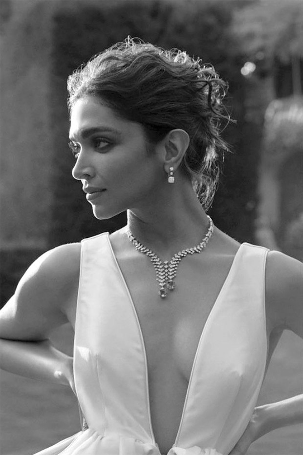 deepika padukone silver dress Deepika Padukone looks majestic in silver : r/BollywoodFashion