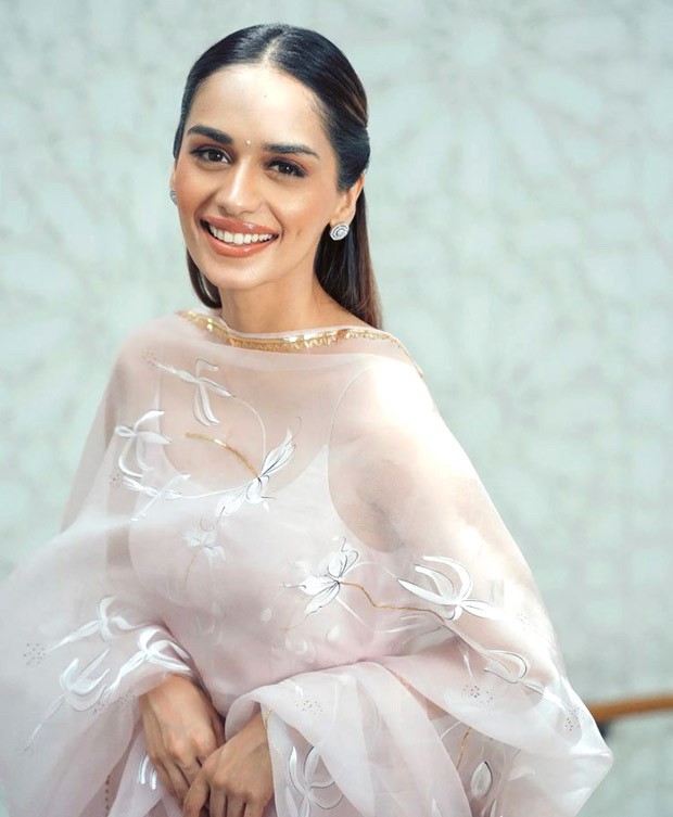 Sexy saree to chic lehenga: Manushi Chhillar is a vision in ethnic outfits