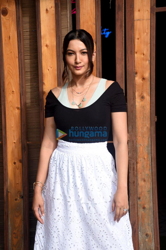 Photos: Gauahar Khan snapped outside a studio in Mumbai