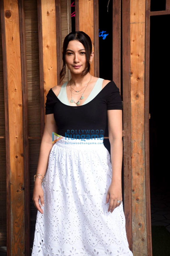 Photos: Gauahar Khan snapped outside a studio in Mumbai
