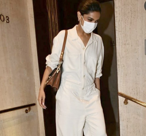 Deepika Padukone teams her beige coat and baggy pants with a Louis Vuitton  bag worth Rs. 2 Lakhs as she gets clicked at the airport 2 : Bollywood News  - Bollywood Hungama