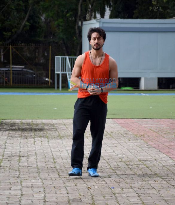 Photos: Tiger Shroff, Zaid Darbar and others snapped at an All-Star football match
