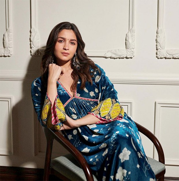 Pregnant Alia Bhatt is beautiful in floral-print ethnic outfit for Darlings  promotions - India Today