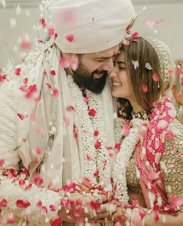 Designer Kunal Rawal & Arpita Mehta’s wedding pics are here, and they are adorable 