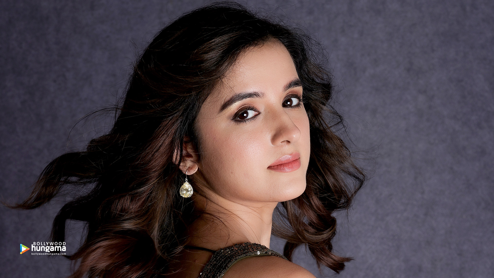 Shirley Setia Wallpapers | shirley-setia-3-38 - Bollywood Hungama Shirley Setia Wallpapers | shirley-setia-3-38 - Bollywood Hungama