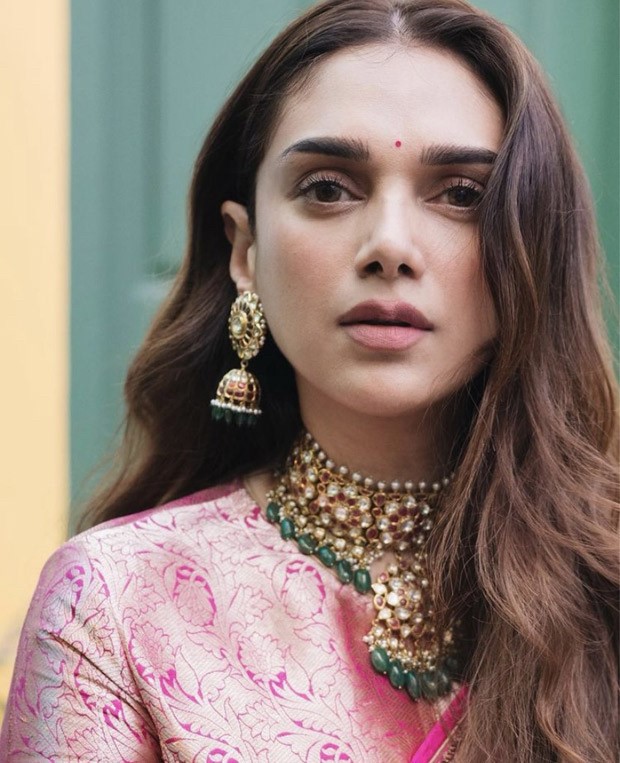 Aditi Rao Hydari is a sight to behold in Raw Mango’s pink saree teamed with a pink and golden blouse