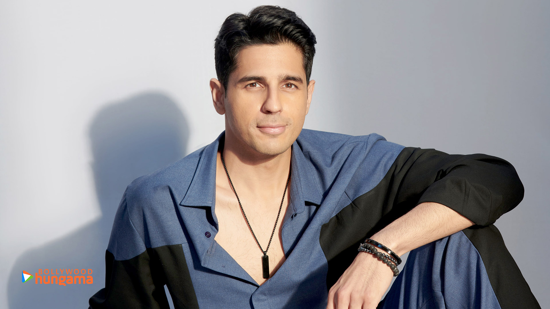 Sidharth Malhotra Wallpapers | sidharth-malhotra-2-19 - Bollywood Hungama Sidharth Malhotra Wallpapers | sidharth-malhotra-2-19 - Bollywood Hungama