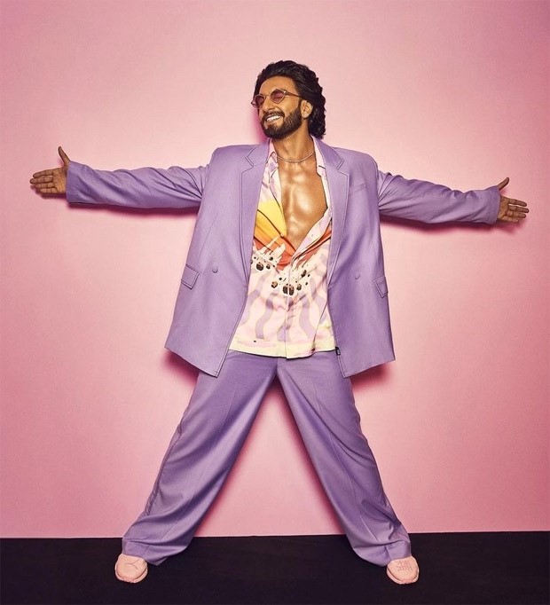 Fashion Face off: Ranveer Singh or Vijay Deverakonda, who styled this lilac  retro suit look better? : Bollywood News - Bollywood Hungama