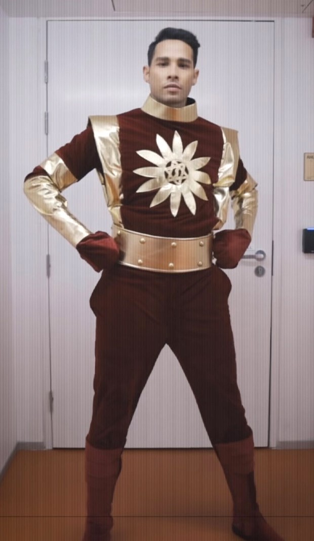 Ishaan Khatter and Siddhant Chaturvedi dress as Willy Wonka and Shaktiman for Halloween-themed PhoneBhoot promotions