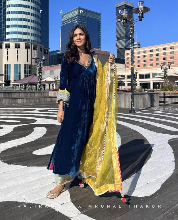 Mrunal Thakur makes head turn in blue silk velvet kurta set by Raji Ramniq worth Rs. 40K Mrunal Thakur makes head turn in blue silk velvet kurta set by Raji Ramniq worth Rs. 40K