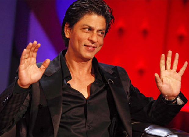 Shah Rukh Khan has the wittiest REPLY to a fan who asked him the reason behind his hotness