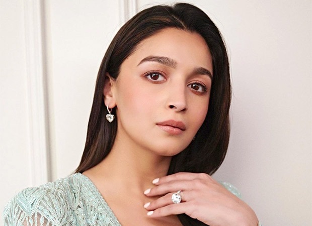 Alia Bhatt Inspired From Rocky Aur Rani Movie /silver Oxide Pressed Nath/  Nose Ring / CLIP ON Nosepin/ Nathini / Nose Clips - Etsy